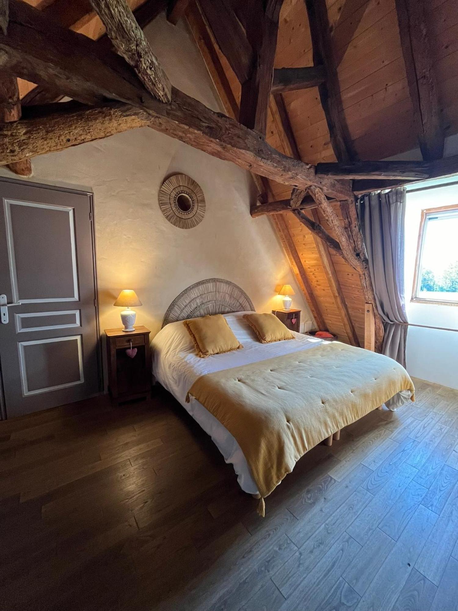 Chambre D'Hotes La Ferme De La Croix. Saint-Avit-Senieur Екстер'єр фото